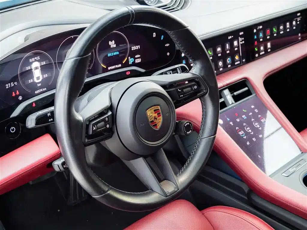 2020 Taycan — миниатюра 14