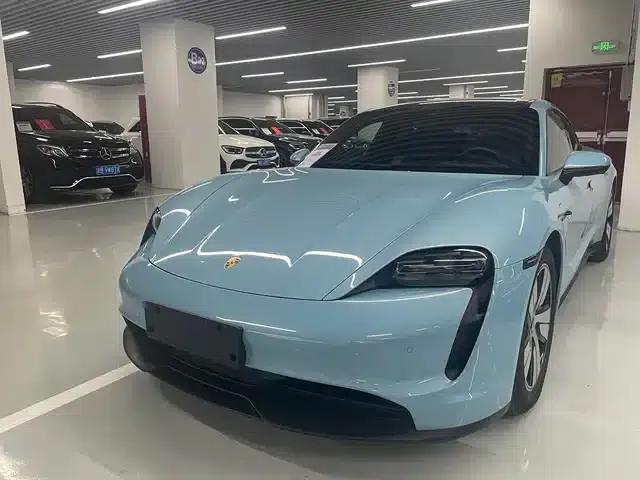 2020 Taycan