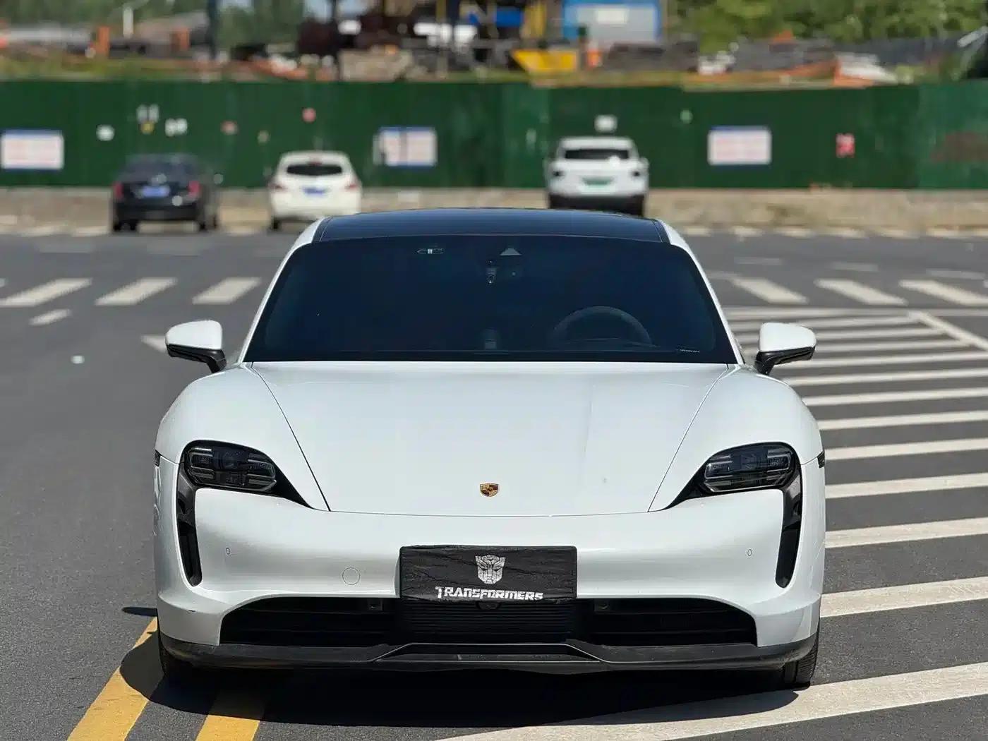 2020 Taycan — миниатюра 2