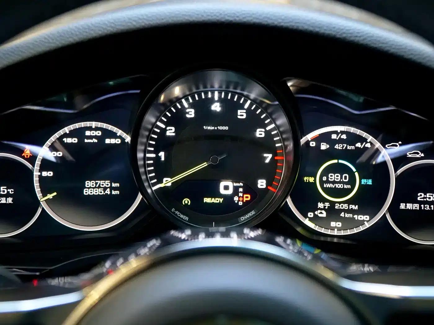 2019 Cayenne E-Hybrid 2.0T — миниатюра 15
