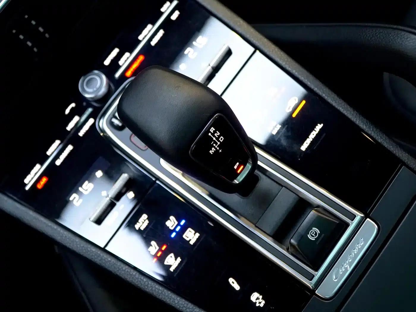 2019 Cayenne E-Hybrid 2.0T — миниатюра 19