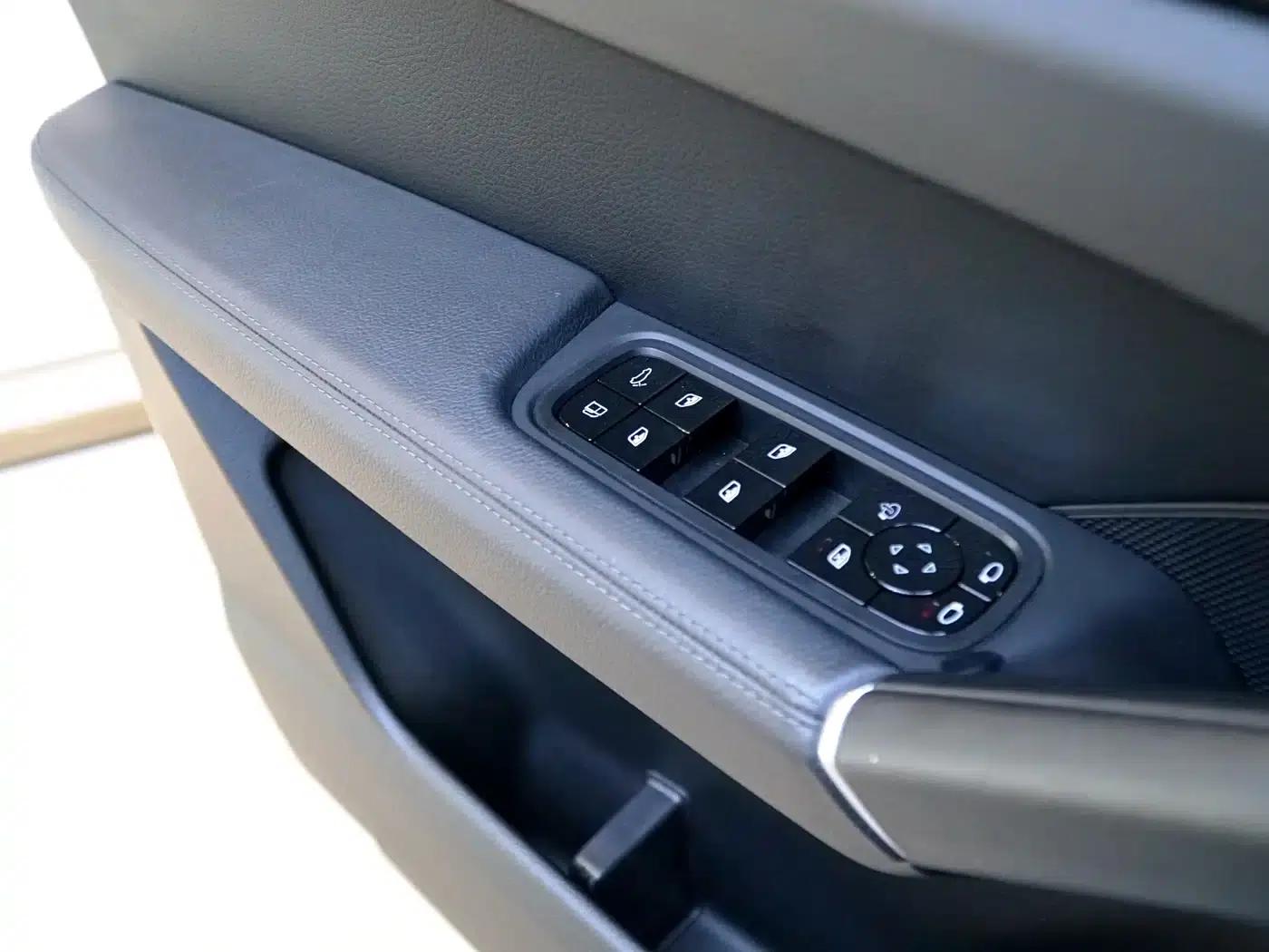 2019 Cayenne E-Hybrid 2.0T — миниатюра 22