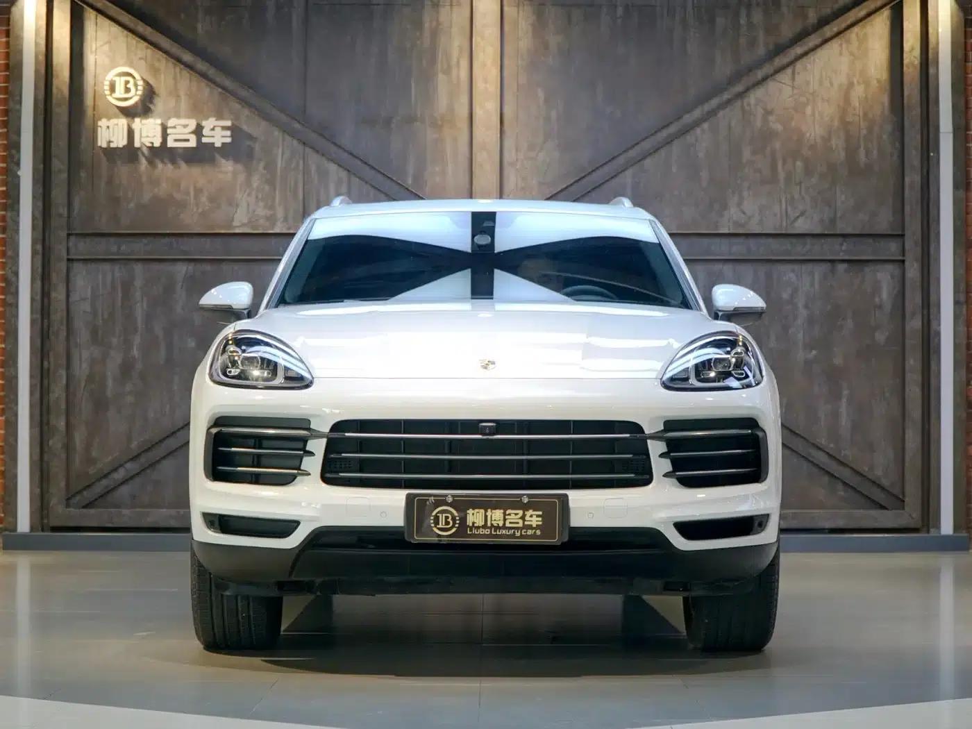 2019 Cayenne E-Hybrid 2.0T — миниатюра 26