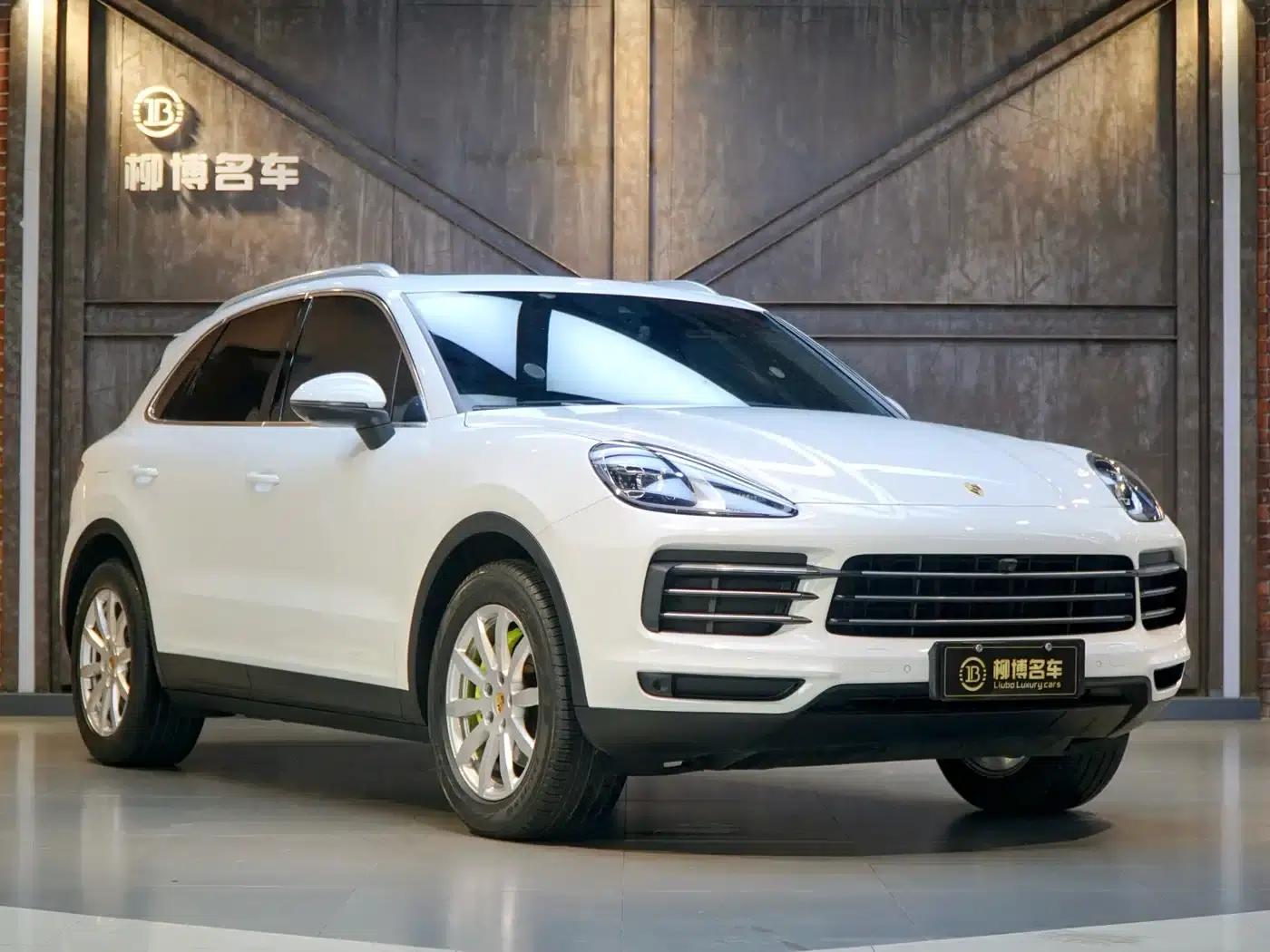 2019 Cayenne E-Hybrid 2.0T — миниатюра 6