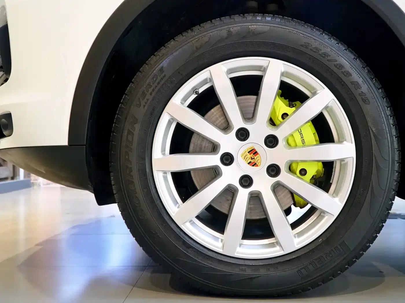 2019 Cayenne E-Hybrid 2.0T — миниатюра 9
