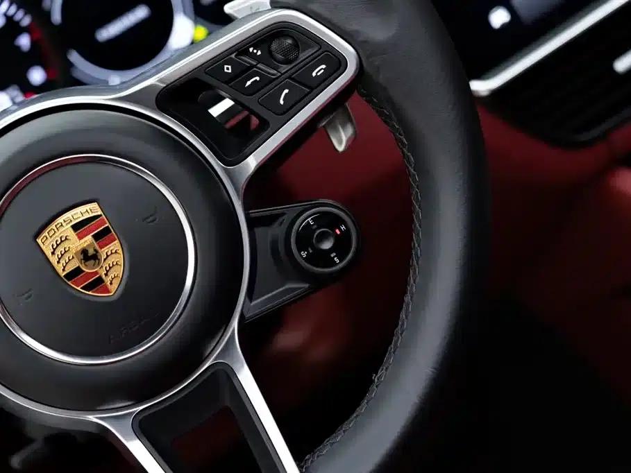 2022 Cayenne E-Hybrid 2.0T Platinum Edition — миниатюра 21