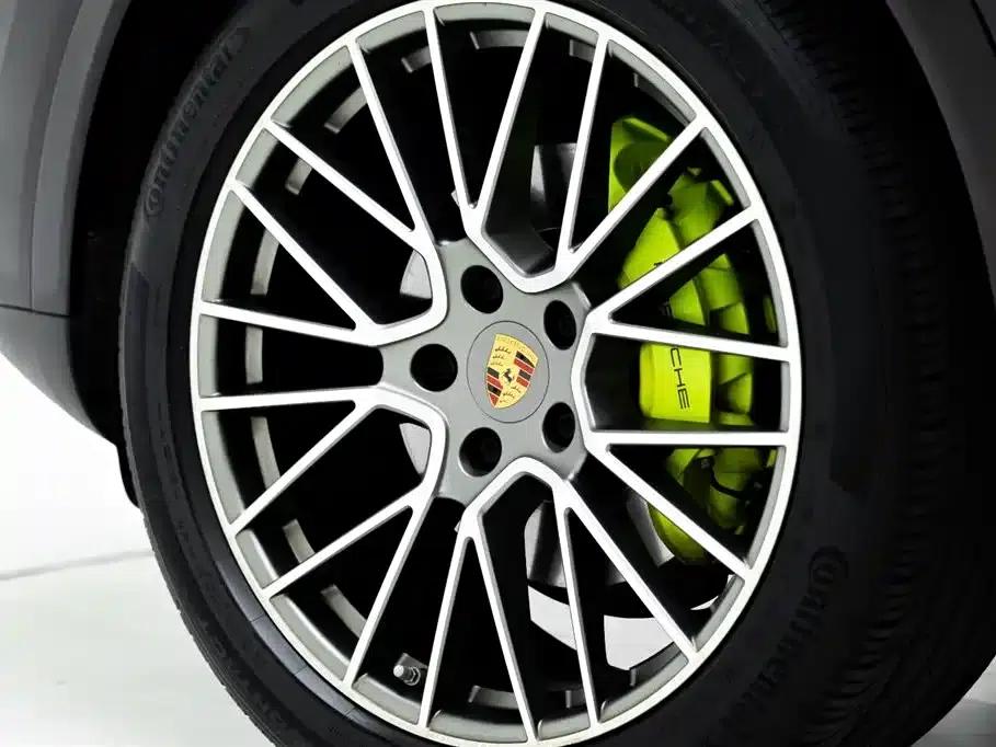 2022 Cayenne E-Hybrid 2.0T Platinum Edition — миниатюра 6