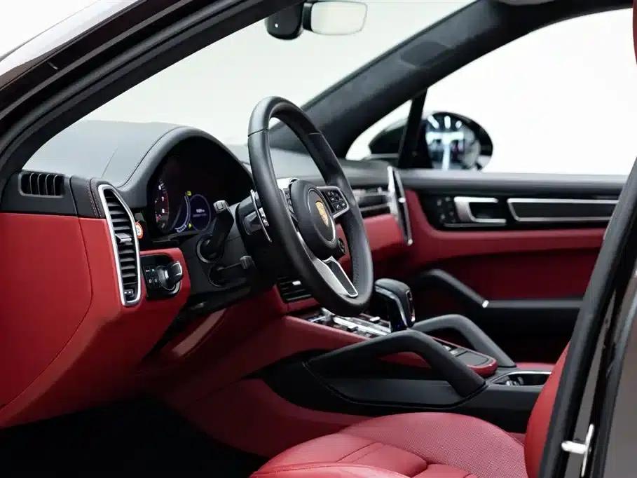 2022 Cayenne E-Hybrid 2.0T Platinum Edition — миниатюра 10