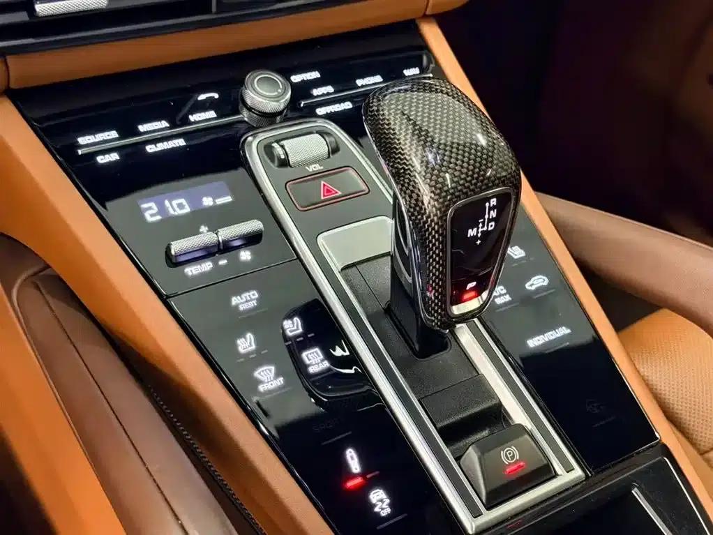 2021 Cayenne E-Hybrid 2.0T — миниатюра 12