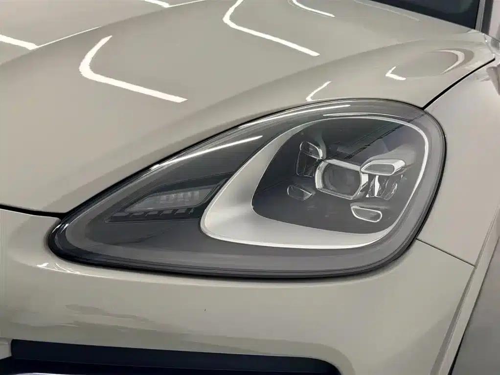 2021 Cayenne E-Hybrid 2.0T — миниатюра 16