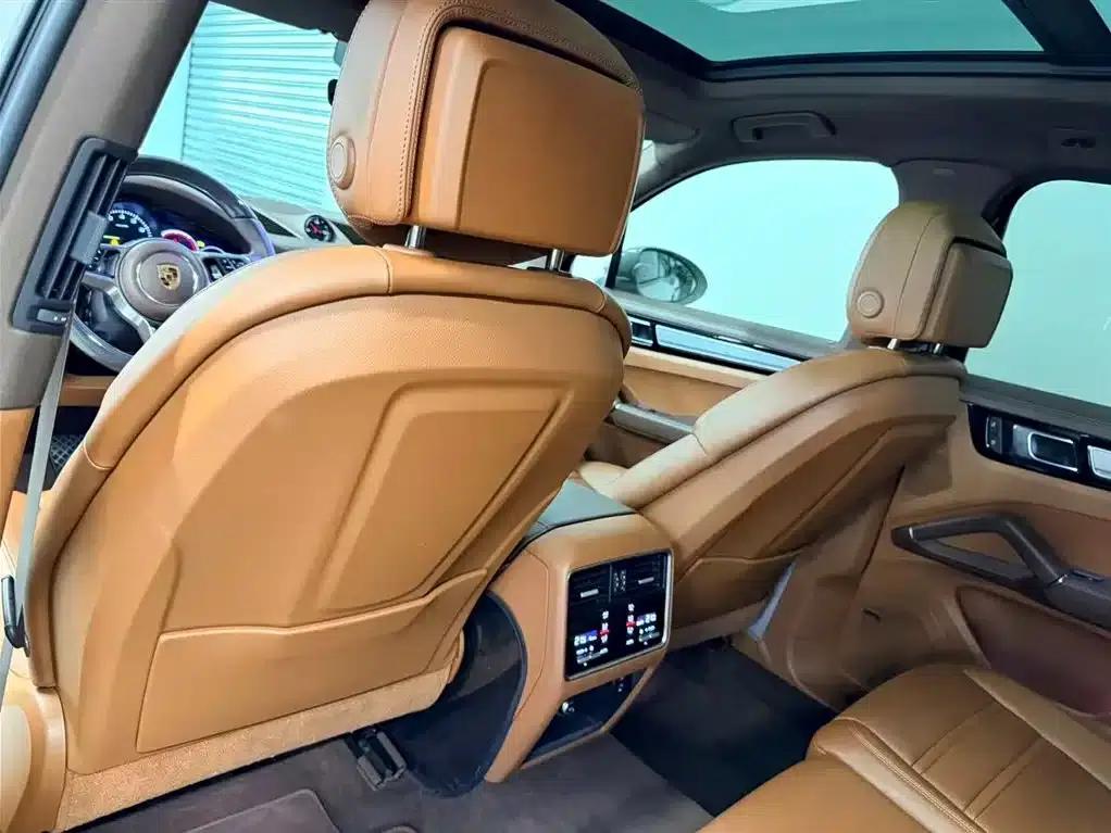 2021 Cayenne E-Hybrid 2.0T — миниатюра 19
