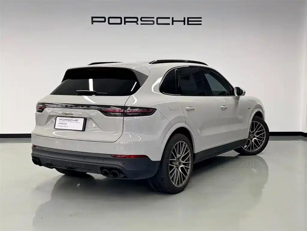 2021 Cayenne E-Hybrid 2.0T — миниатюра 8