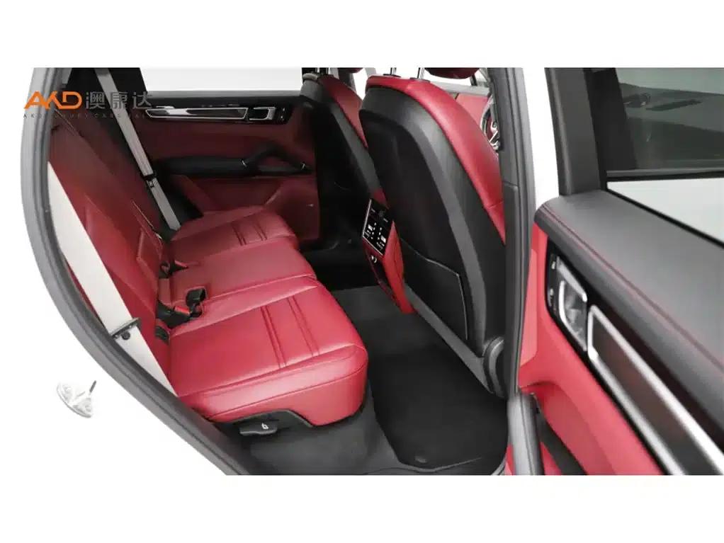 2023 Cayenne E-Hybrid 2.0T Platinum Edition — миниатюра 8