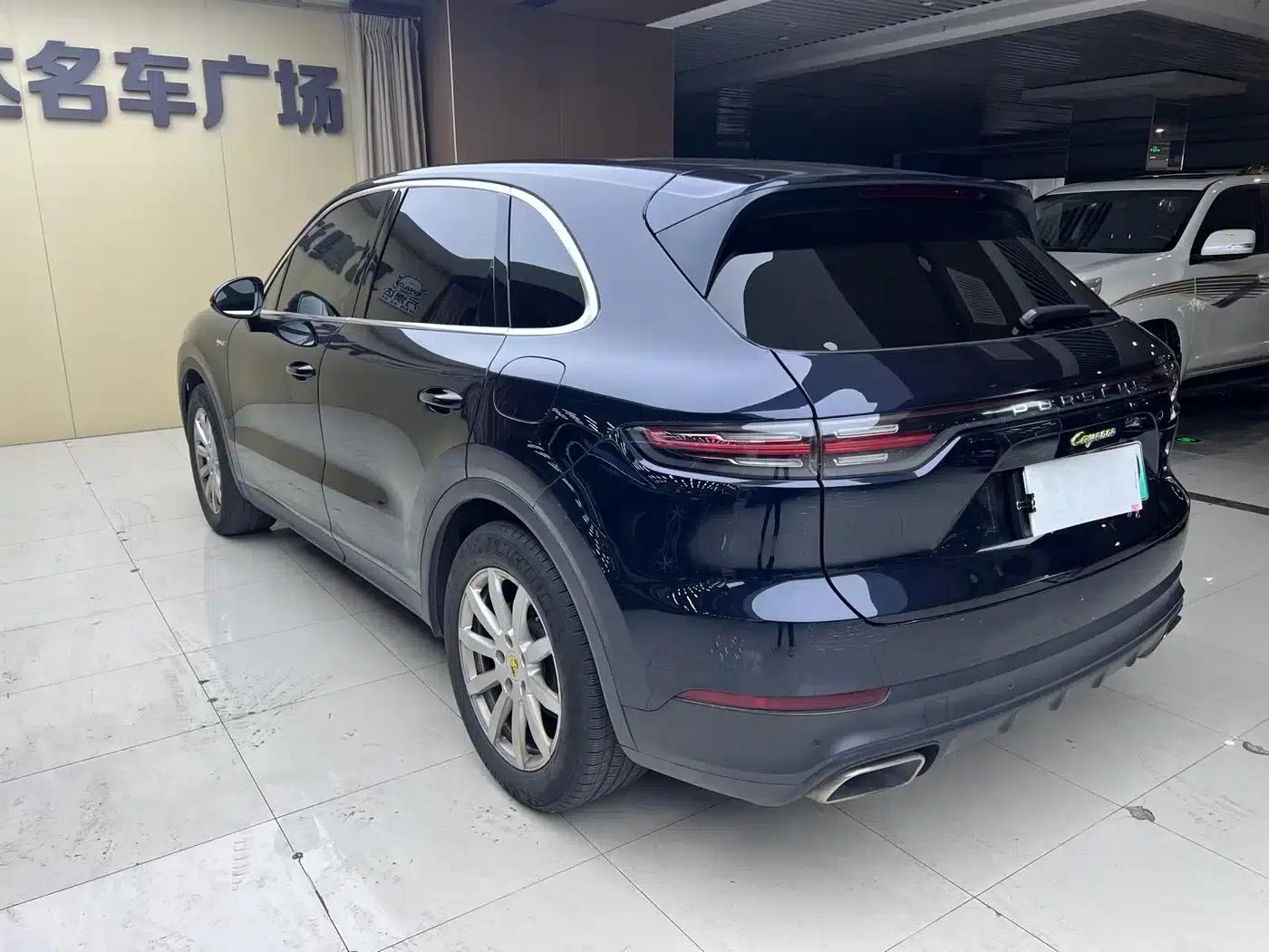 2021 Cayenne E-Hybrid 2.0T — миниатюра 7