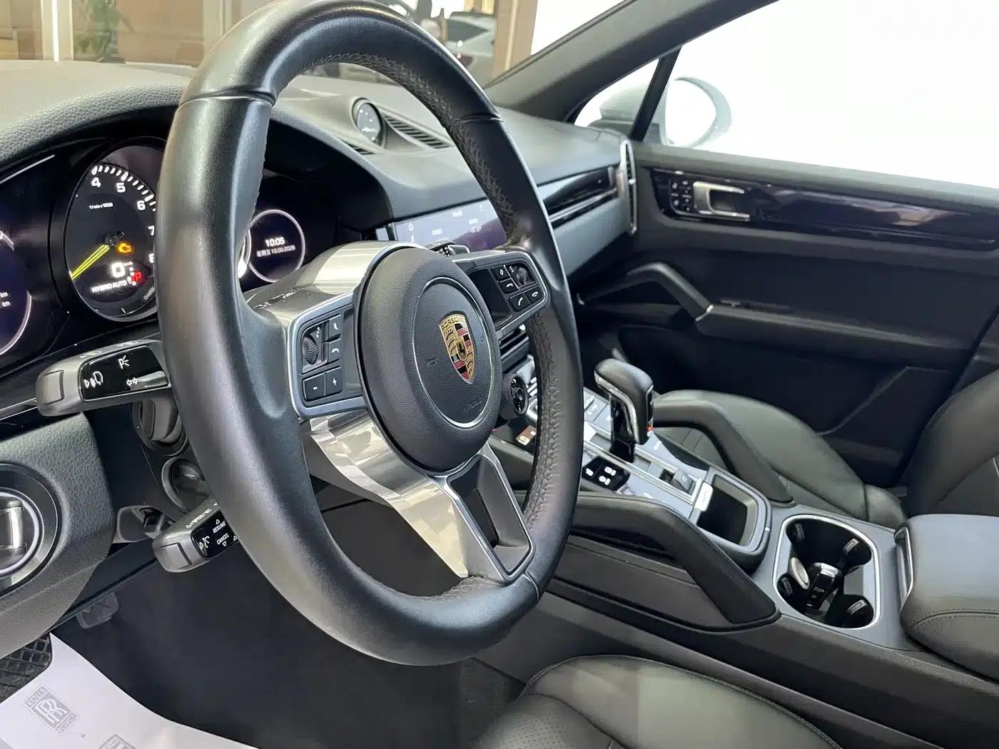 2019 Cayenne E-Hybrid 2.0T — миниатюра 14