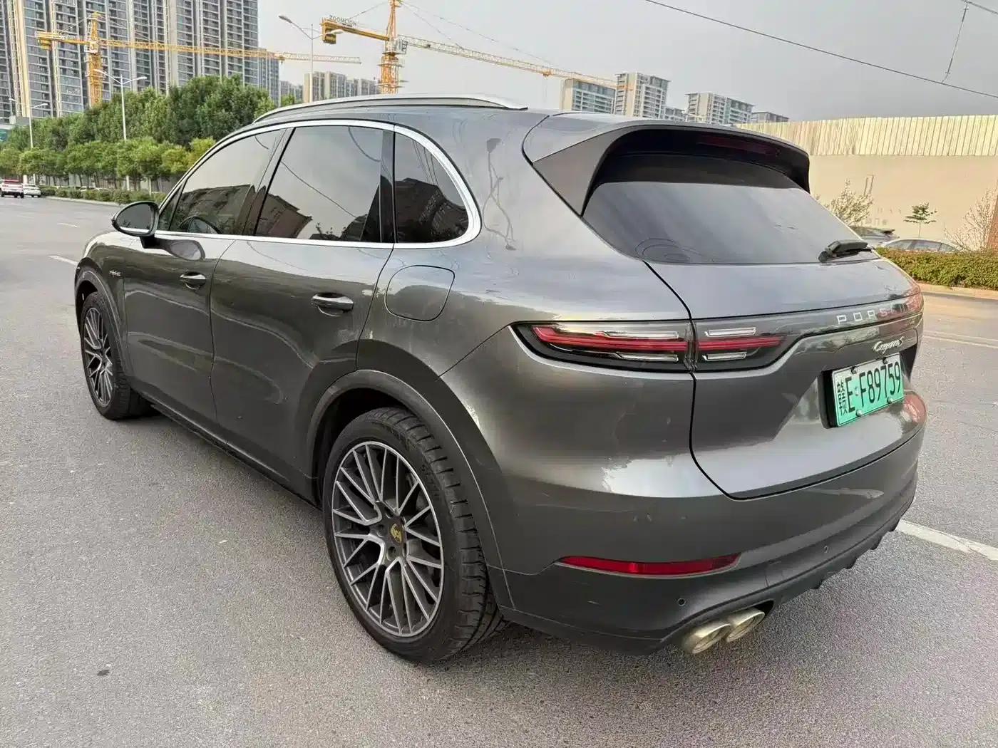 2021 Cayenne E-Hybrid 2.0T — миниатюра 3