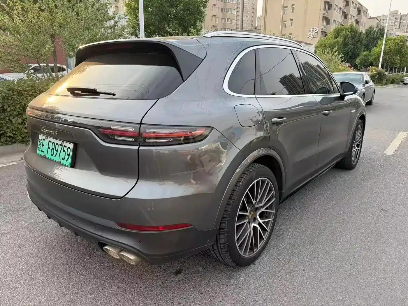 2021 Cayenne E-Hybrid 2.0T — миниатюра 4