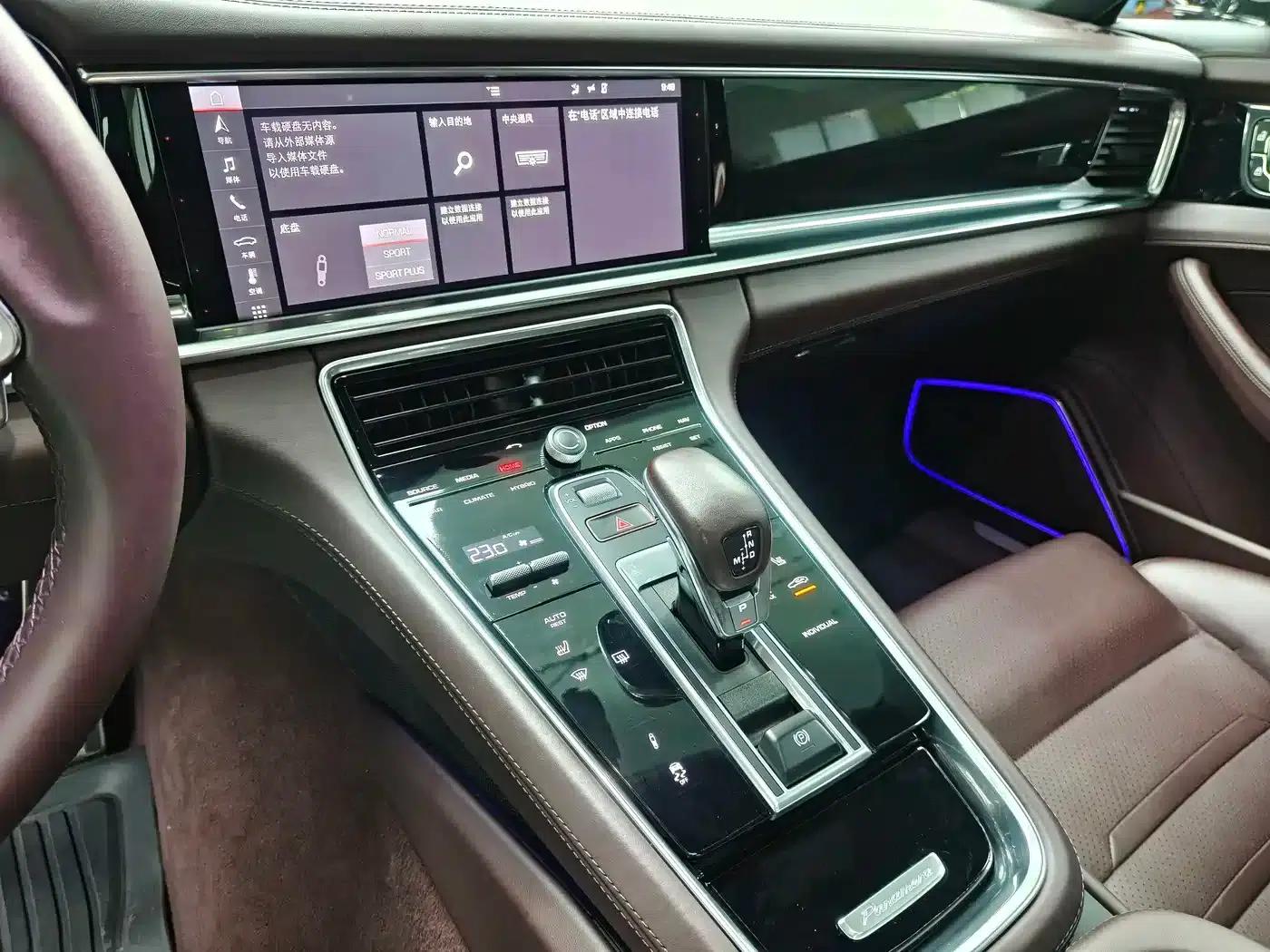 2017 Panamera 4 E-Hybrid Executive Long Wheelbase 2.9T — миниатюра 14