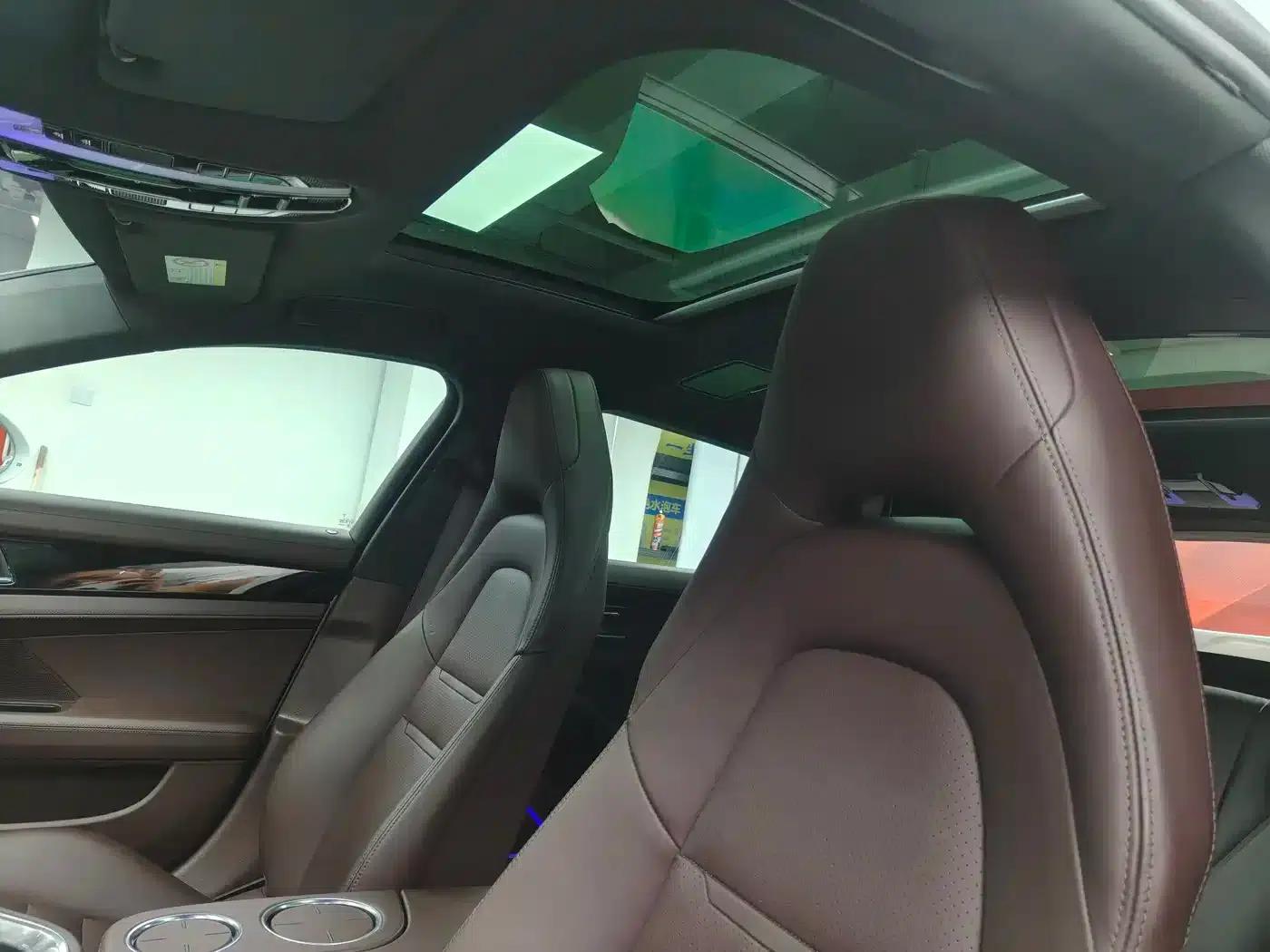 2017 Panamera 4 E-Hybrid Executive Long Wheelbase 2.9T — миниатюра 17