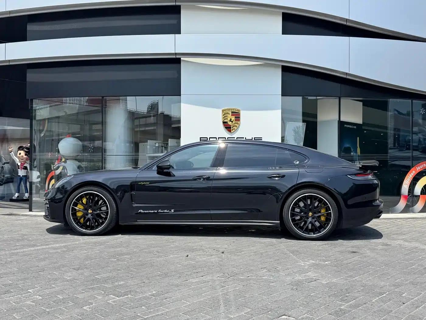 2023 Panamera Turbo S E-Hybrid Executive Long Wheelbase 4.0T — миниатюра 4