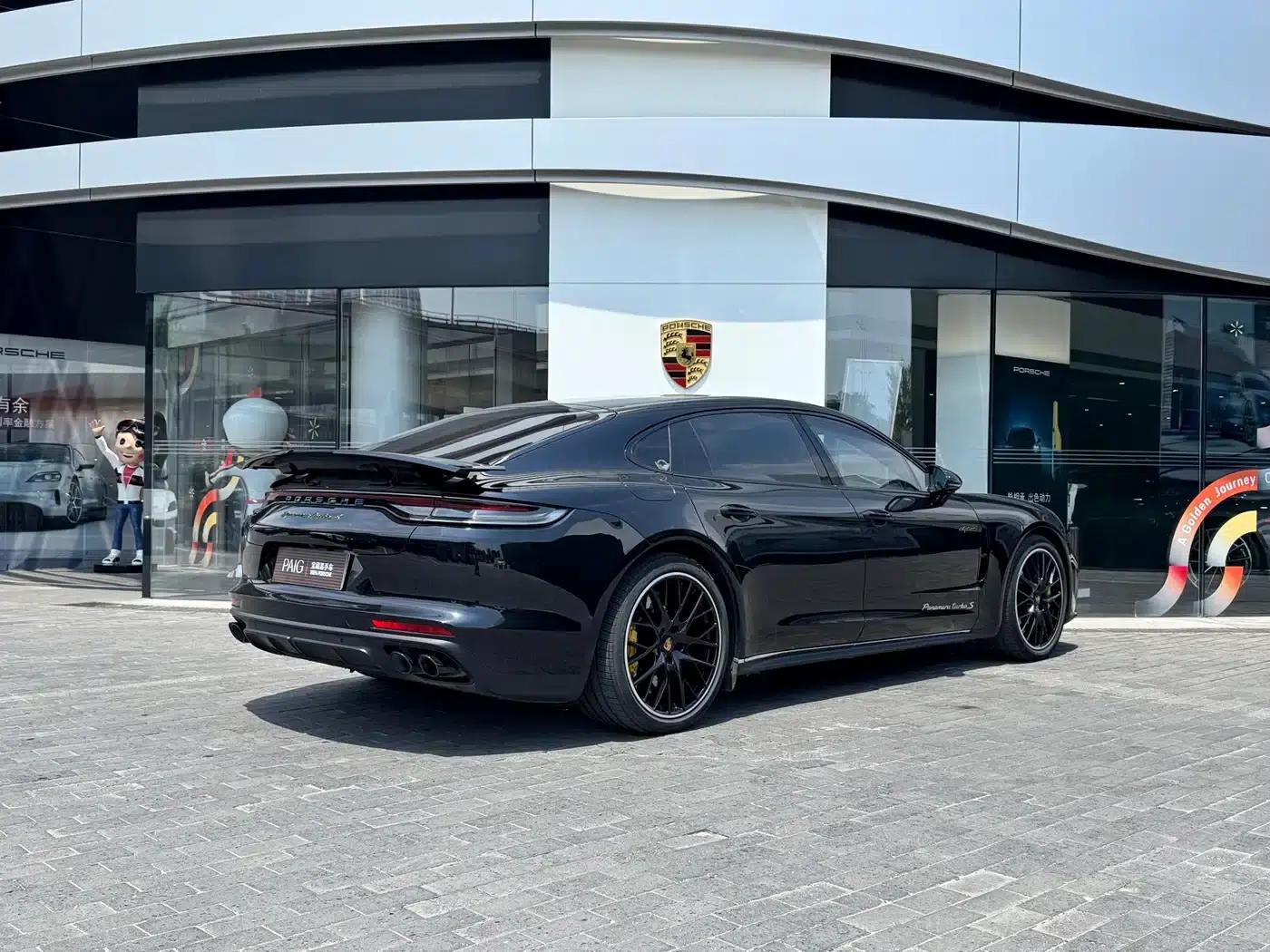 2023 Panamera Turbo S E-Hybrid Executive Long Wheelbase 4.0T — миниатюра 6