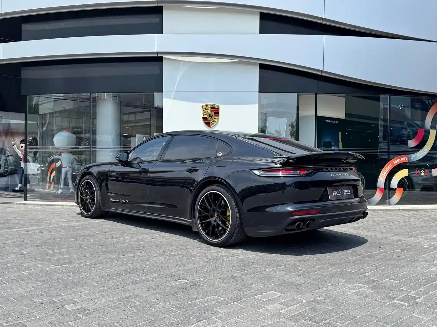 2023 Panamera Turbo S E-Hybrid Executive Long Wheelbase 4.0T — миниатюра 7