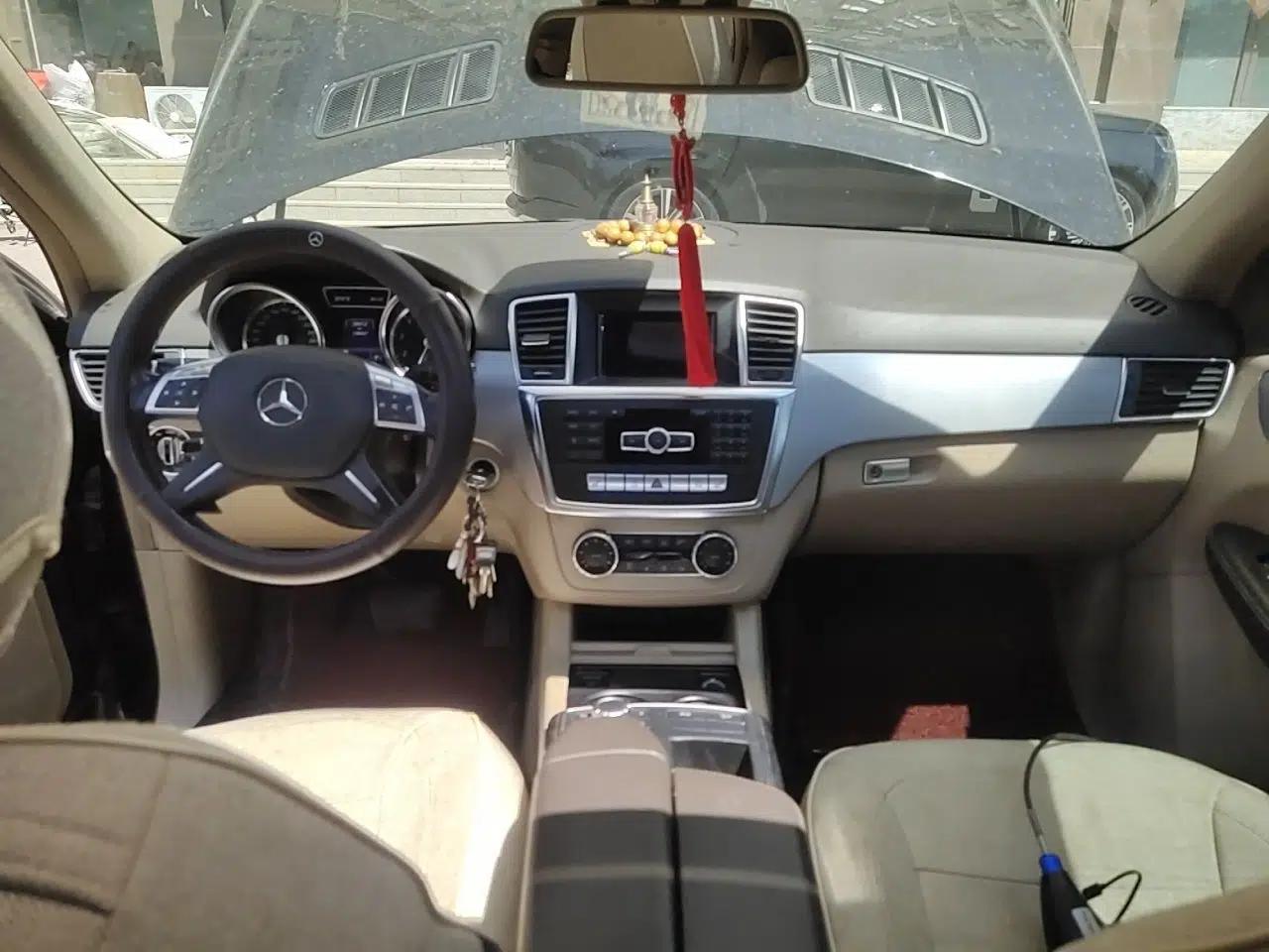 Mercedes-Benz M-Class 2012 ML 300 — миниатюра 10