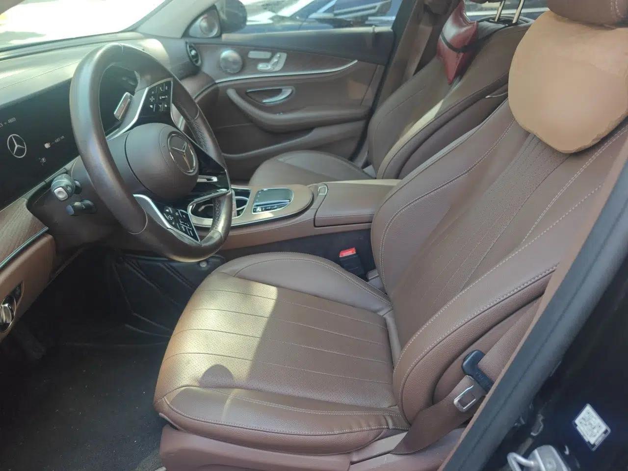 Mercedes-Benz E-Class New Energy 2023 E 350 e L Plug-in Hybrid Sedan — миниатюра 16