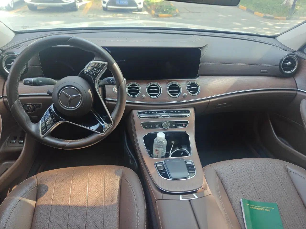 Mercedes-Benz E-Class New Energy 2023 E 350 e L Plug-in Hybrid Sedan — миниатюра 10