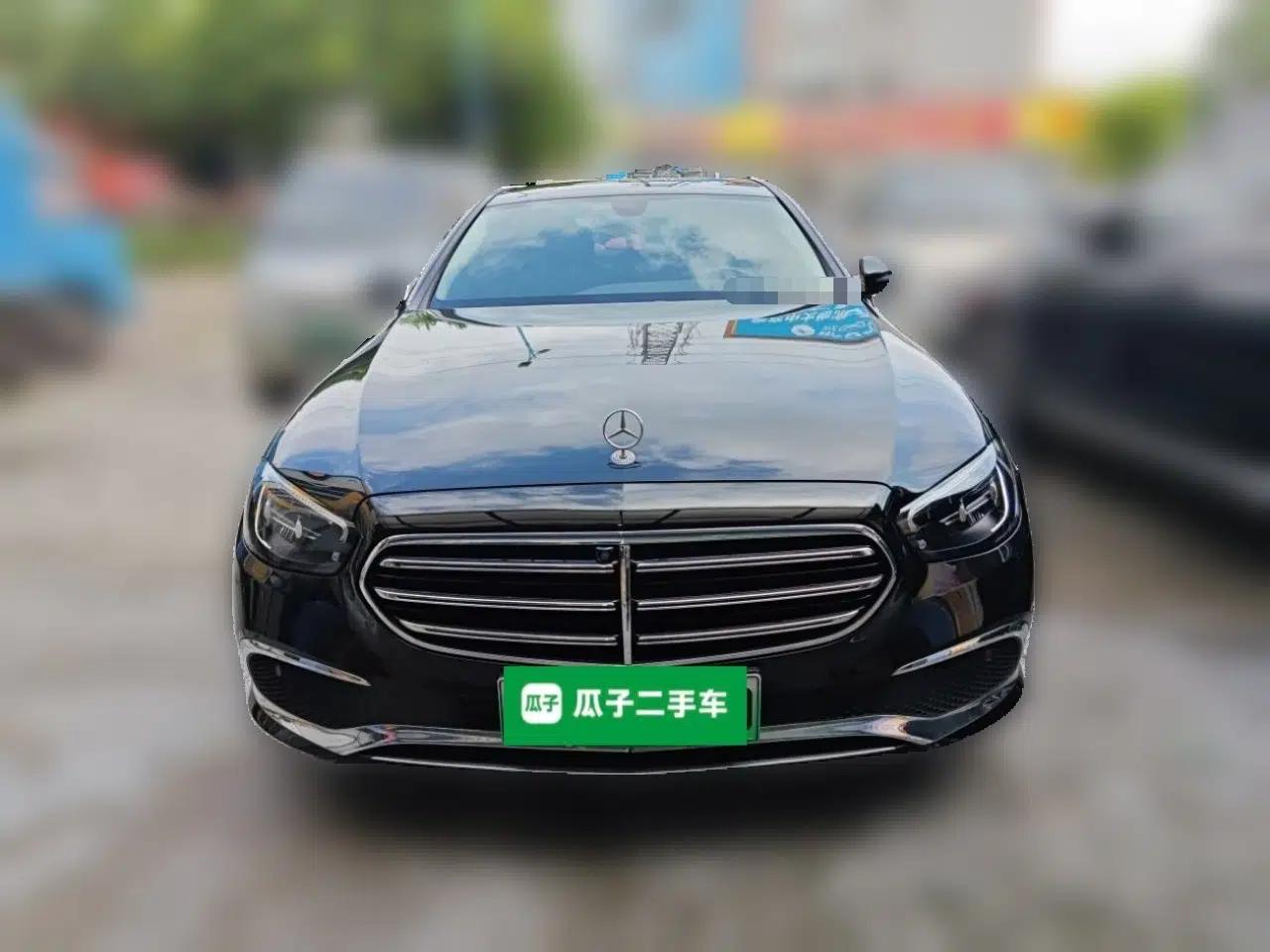 Mercedes-Benz E-Class New Energy 2022 Restyled E 350 e L Plug-in Hybrid Sedan — миниатюра 2