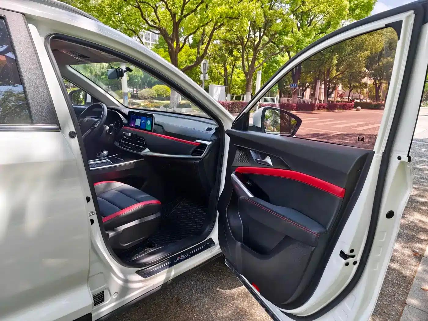 Sihao X8 2021 300T DCT Leading Intelligent Connectivity Edition 7-seater — миниатюра 17
