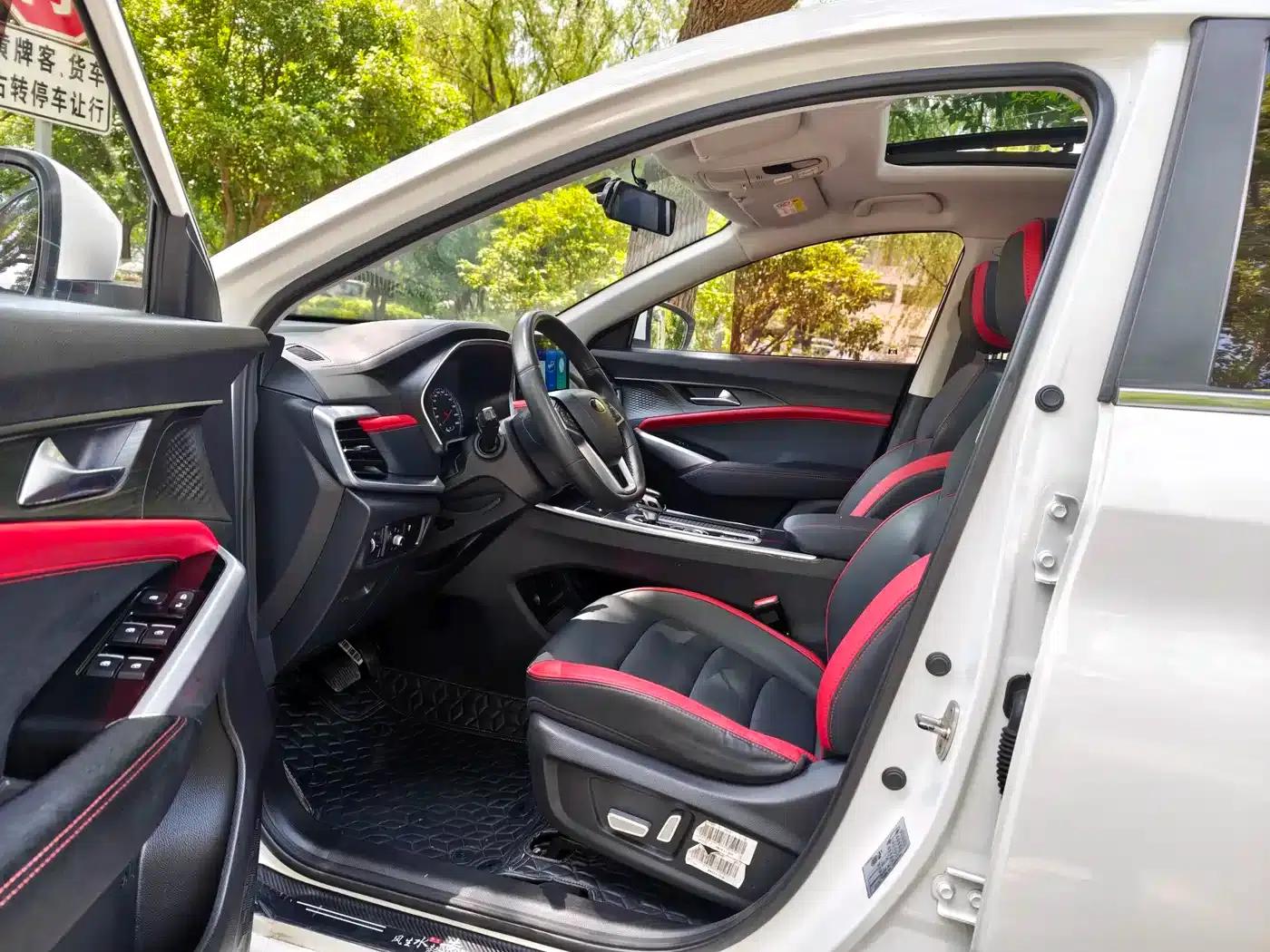 Sihao X8 2021 300T DCT Leading Intelligent Connectivity Edition 7-seater — миниатюра 8