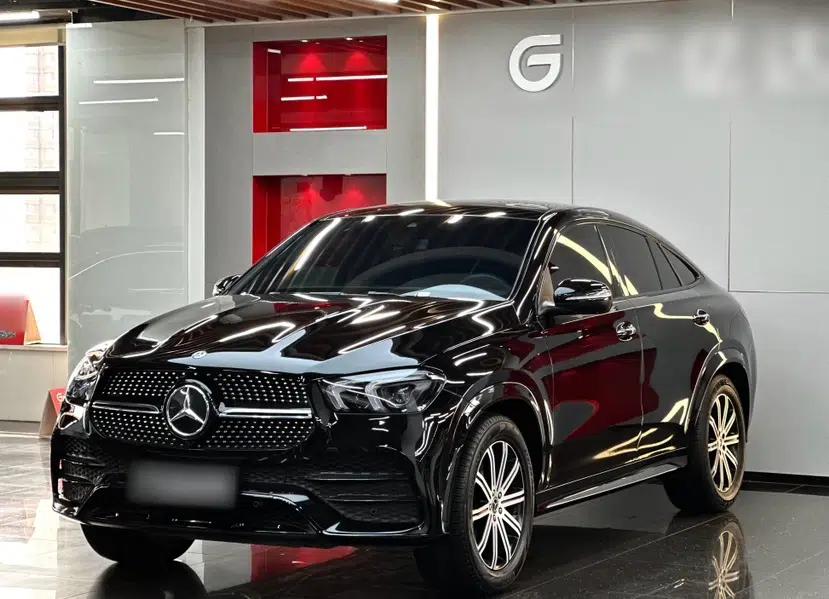 Mercedes-Benz GLE Coupe 2020 GLE 350 4MATIC Coupe SUV Luxury Model — миниатюра 1