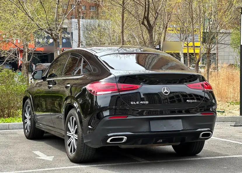 Mercedes-Benz GLE Coupe 2020 GLE 350 4MATIC Coupe SUV Luxury Model — миниатюра 4