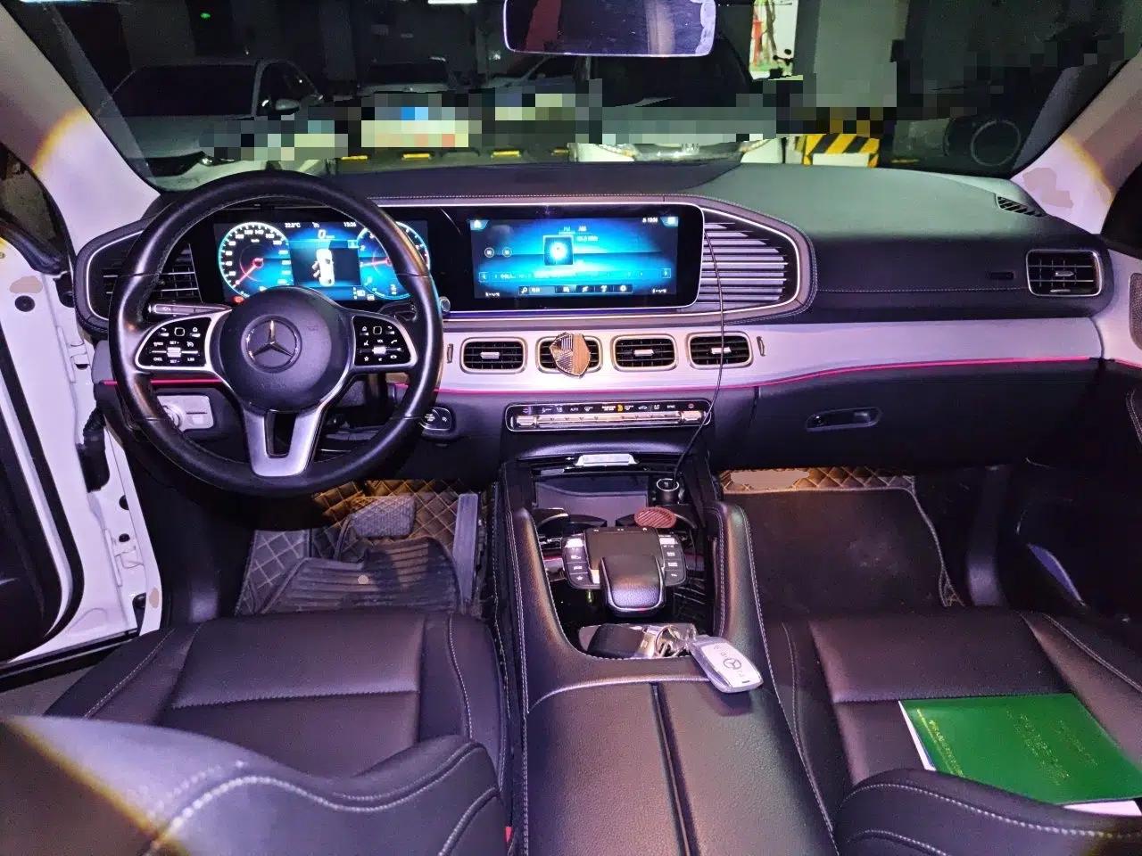 Mercedes-Benz GLE Coupe 2020 GLE 350 4MATIC Coupe SUV Fashion Model — миниатюра 10