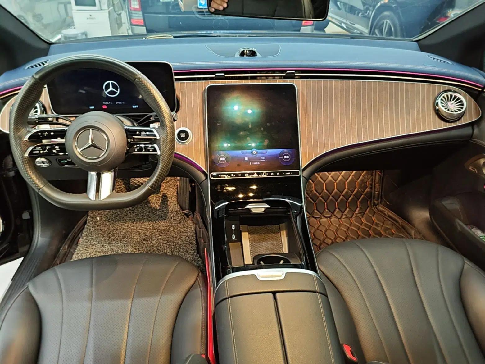 Mercedes-Benz EQE 2022 350 Pioneer Edition — миниатюра 13