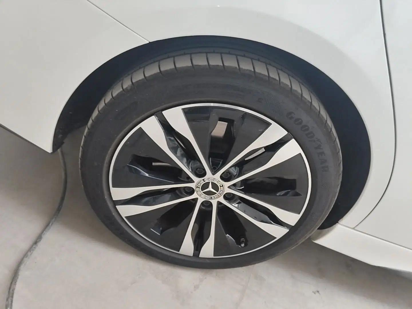 Mercedes-Benz C-Class New Energy 2024 C 350 eL — миниатюра 10