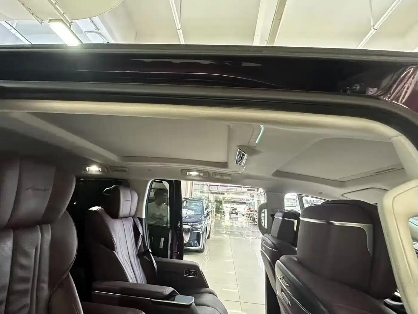 Century 2023 2.0T Six-Seat Luxury Edition — миниатюра 5
