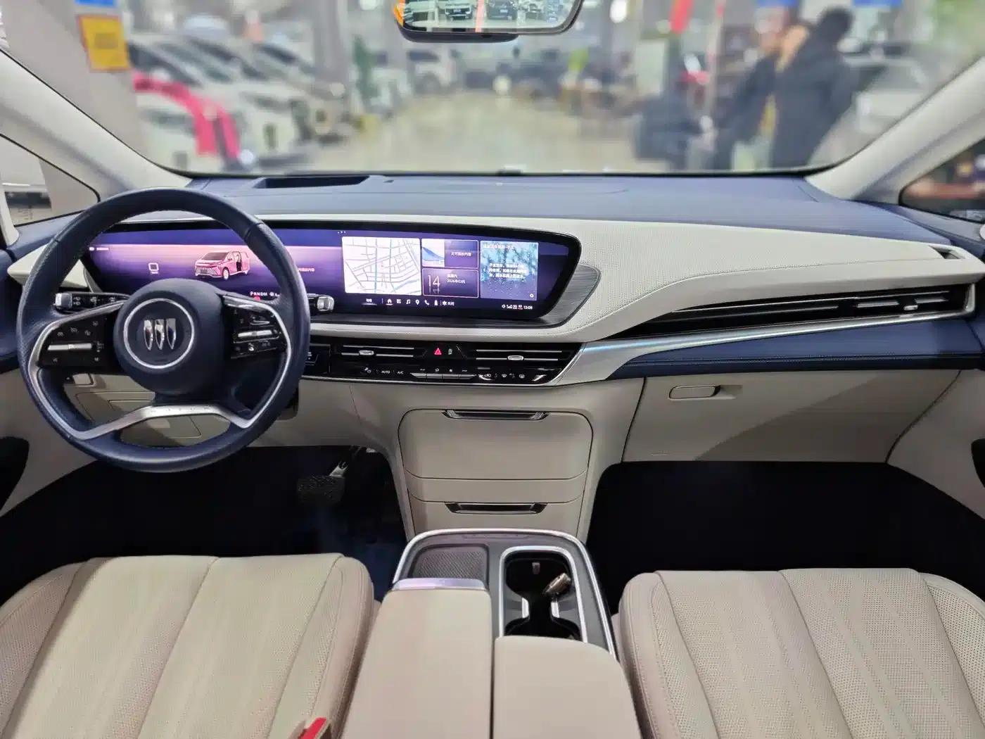 Century 2023 2.0T Six-Seat Luxury Edition — миниатюра 4