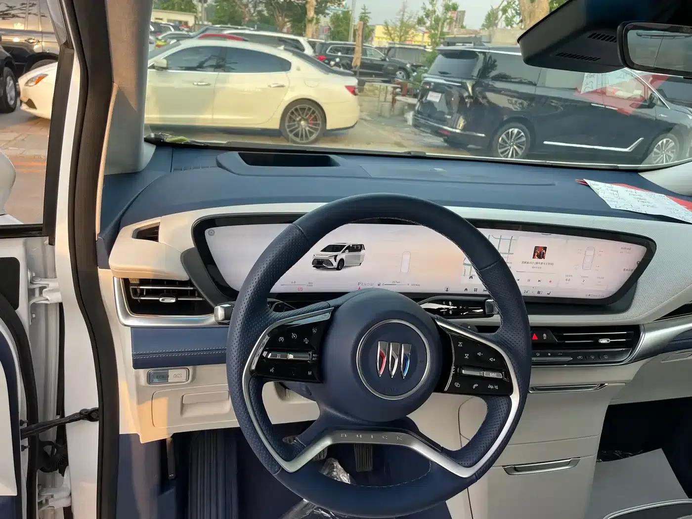 Century 2025 2.0T 7-Seat Luxury Edition — миниатюра 14