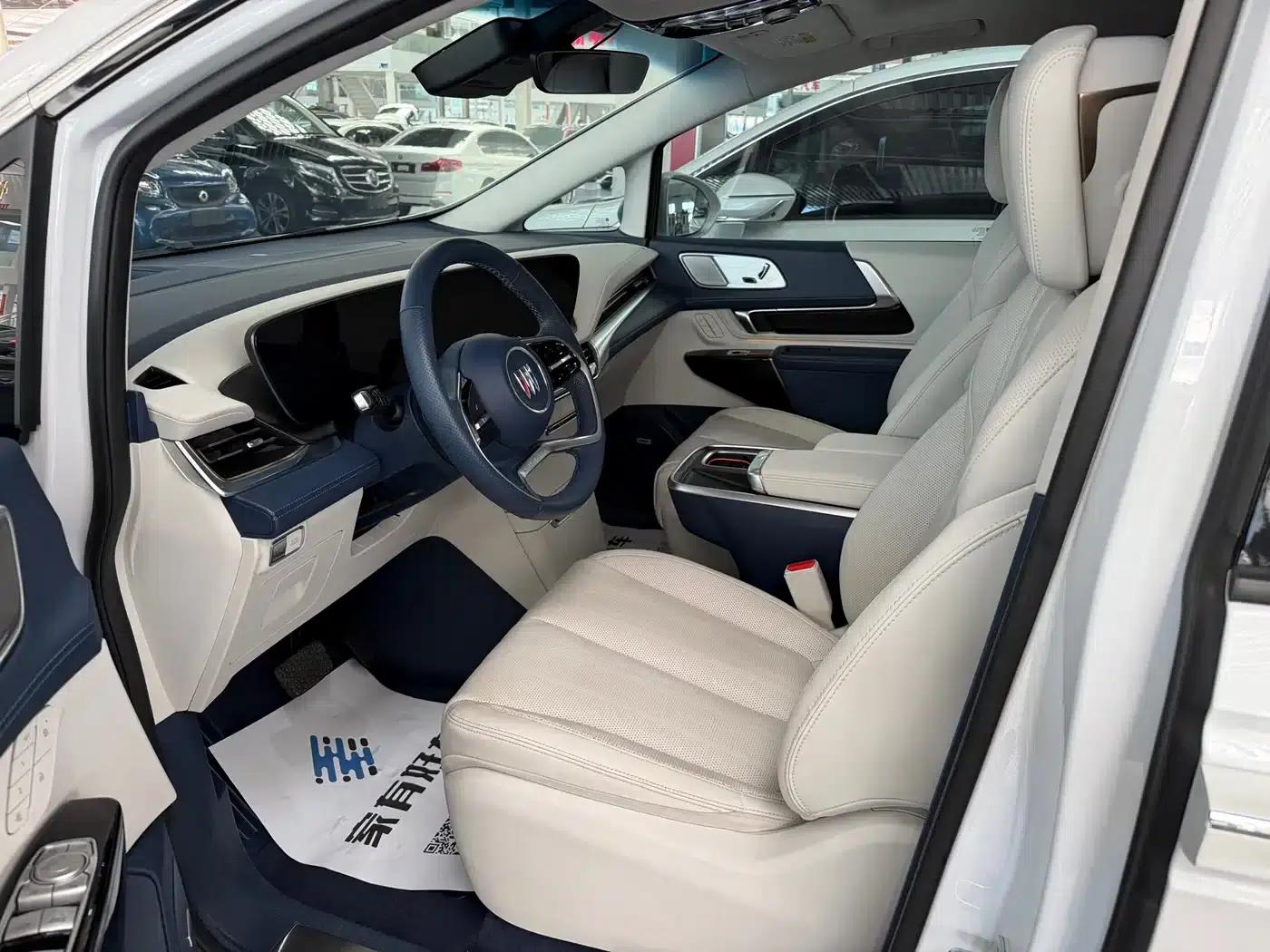 Century 2023 2.0T Six-Seat Luxury Edition — миниатюра 5