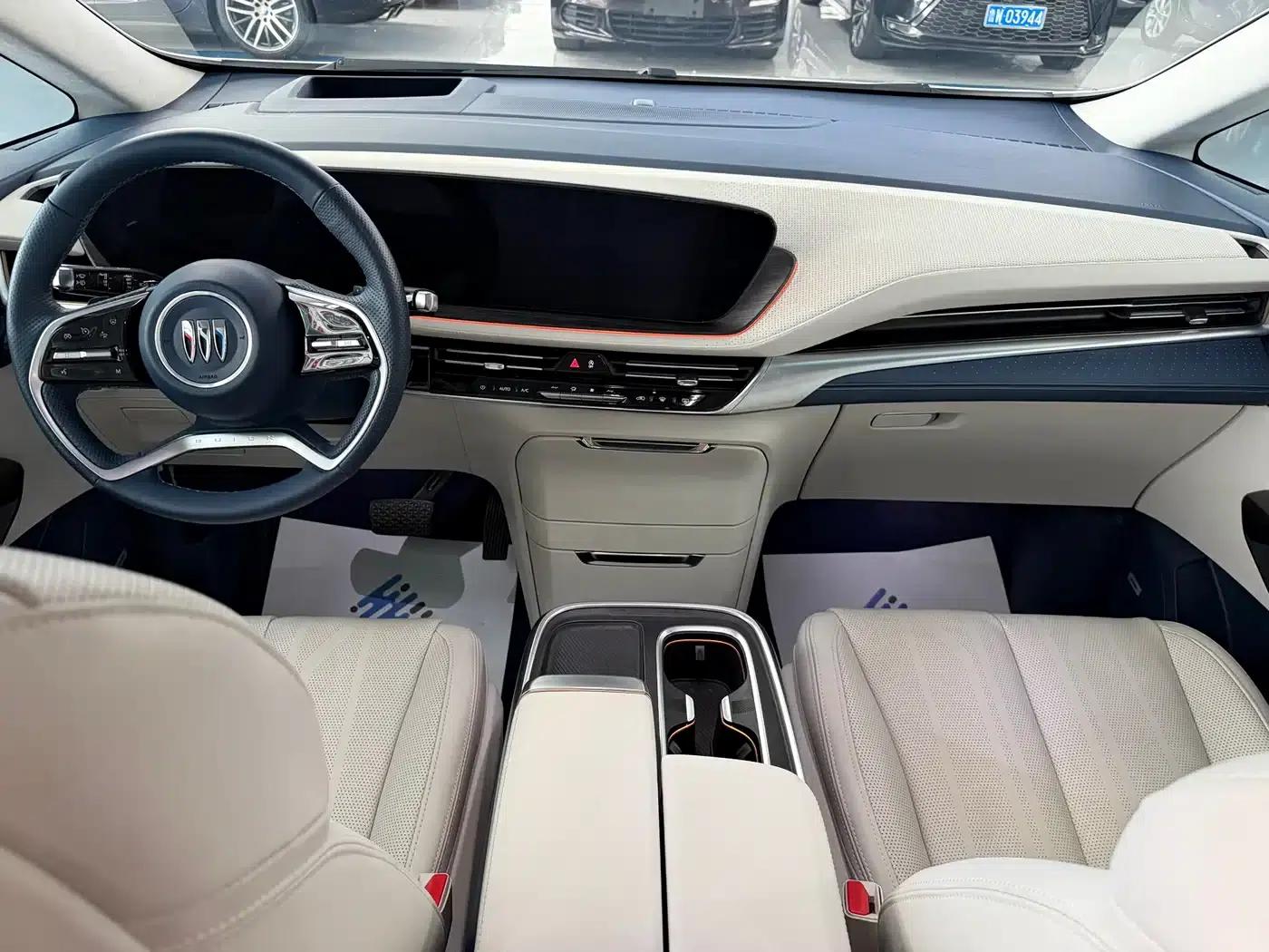 Century 2023 2.0T Six-Seat Luxury Edition — миниатюра 8