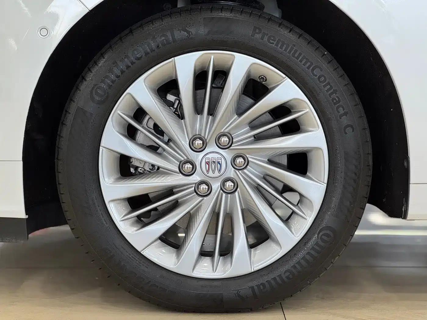 Century 2023 2.0T 7-Seat Luxury Edition — миниатюра 27