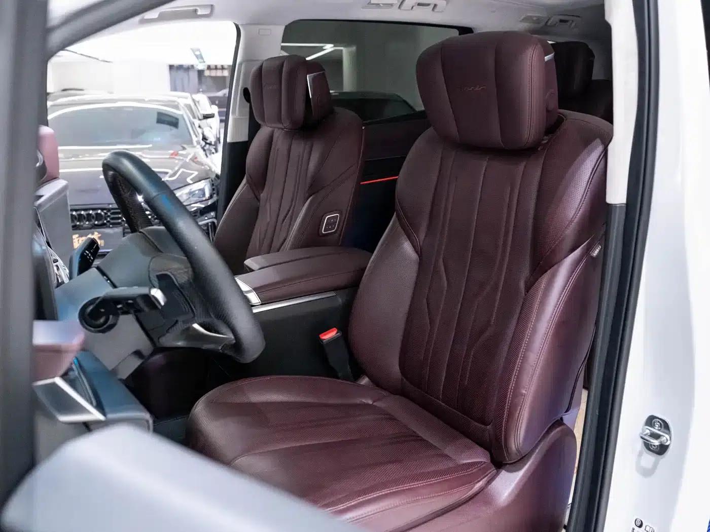 Century 2023 2.0T Six-Seat Luxury Edition — миниатюра 10