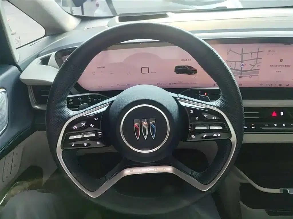 Century 2025 2.0T Four-Seat Private Edition — миниатюра 11