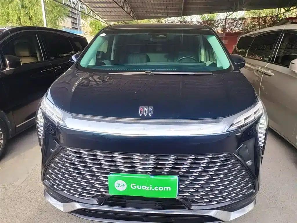 Century 2025 2.0T Four-Seat Private Edition — миниатюра 3