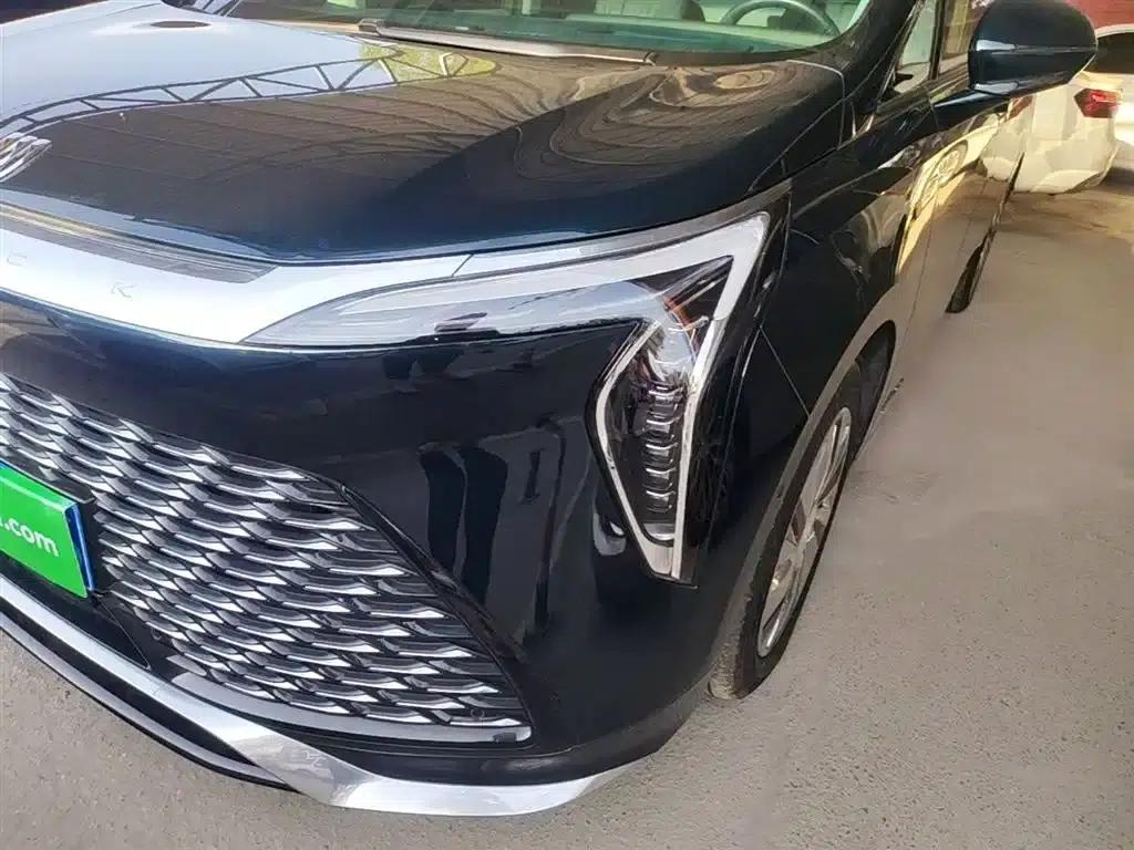Century 2025 2.0T Four-Seat Private Edition — миниатюра 24