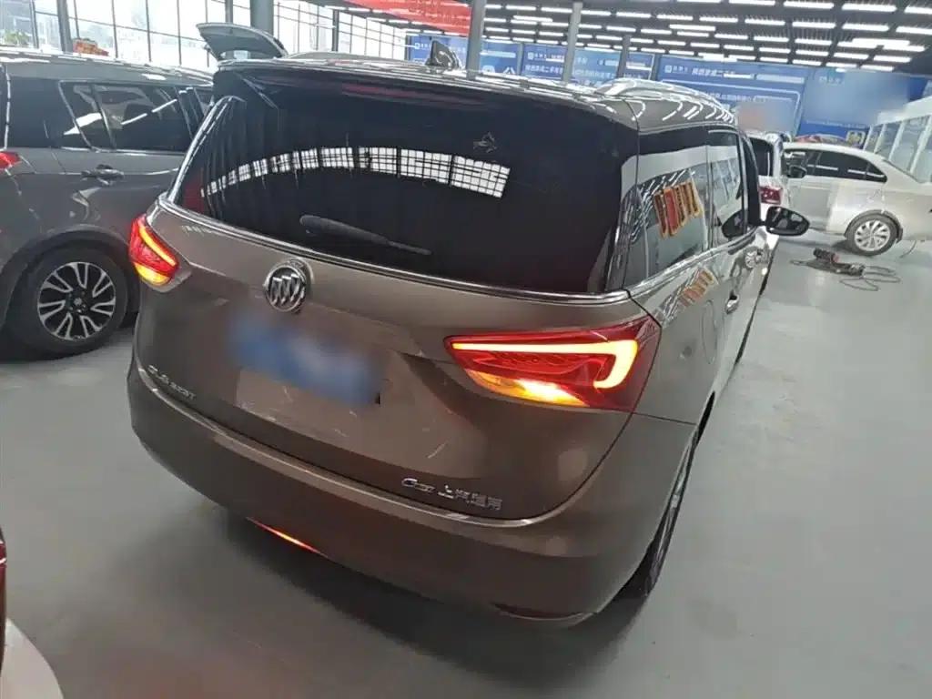 Buick GL6 2021 323T Mild Hybrid Connected Luxury Edition — миниатюра 7