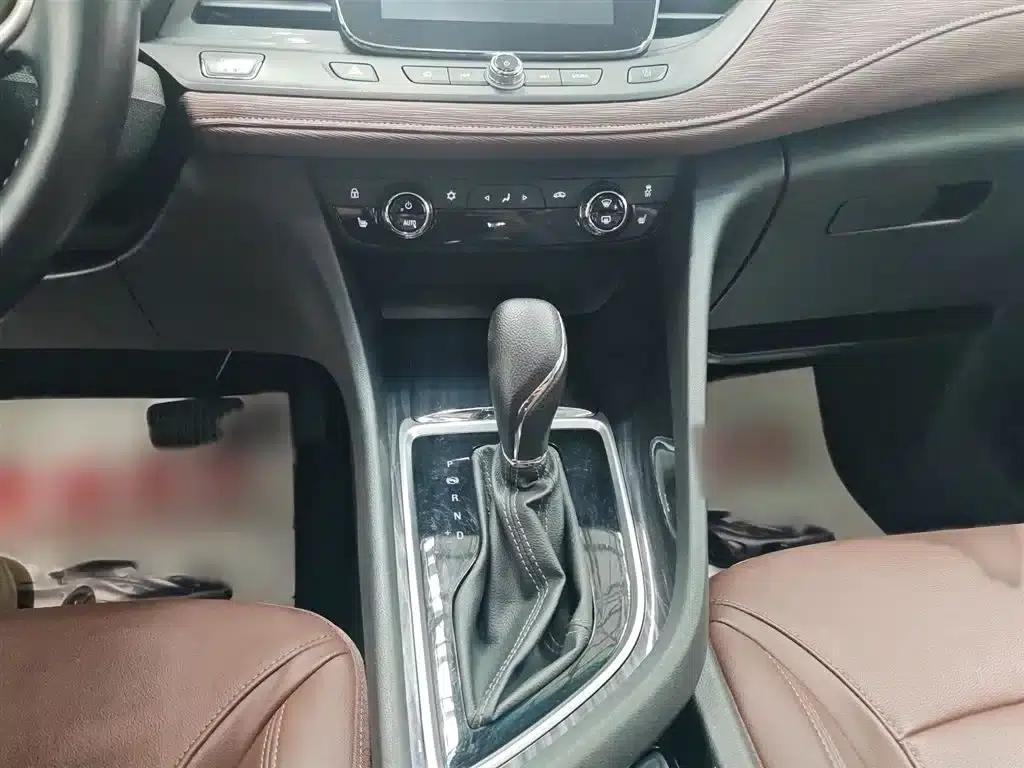 Buick GL6 2019 18T 6-seater Connected Luxury Model (China VI Emission Standard) — миниатюра 10
