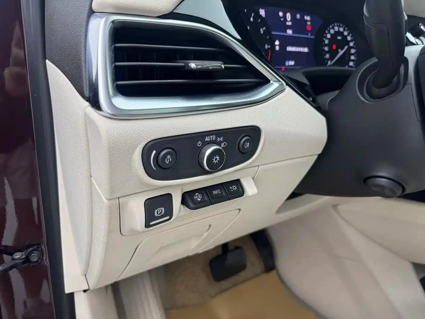 Enclave 2020 28T AWD Avenir — миниатюра 28